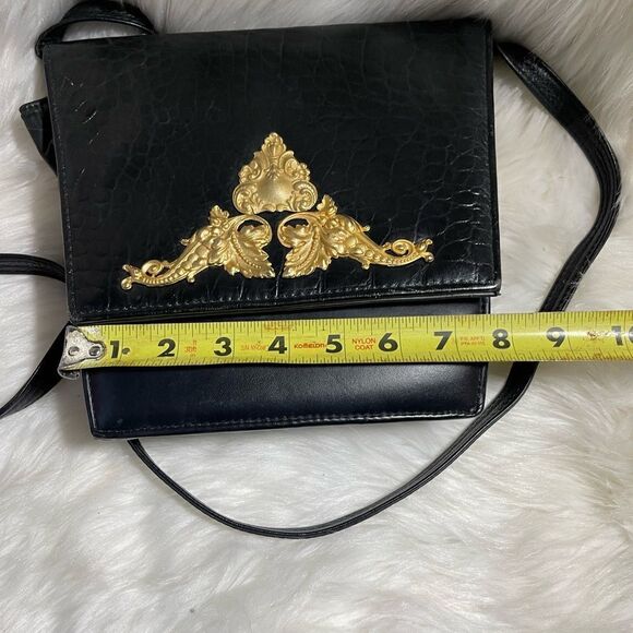 Vintage Paris handbag New York black leather shoulder bag with gold tone… - Picture 8 of 10